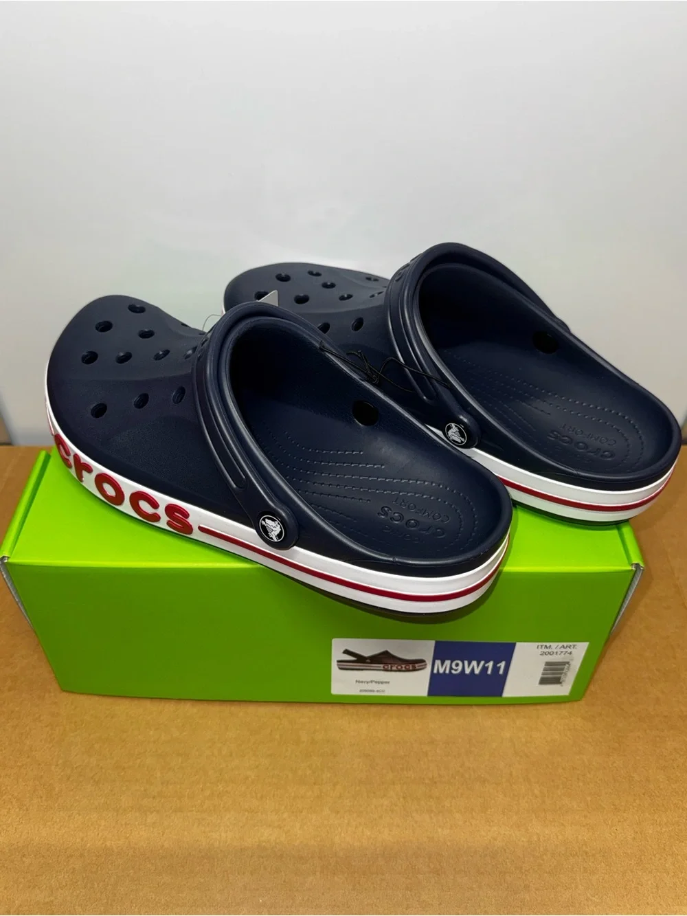 Crocs Bayaband M7-W9,  Color:Navy/Pepper , Slip-On Paisley Band 205089-4CC NWT